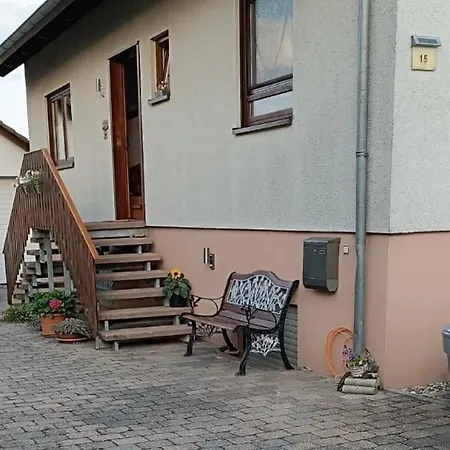 Ferienwohnung Fam. Albert Heuchelheim-Klingen Buitenkant foto